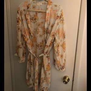 Loose kimono floral cardigan